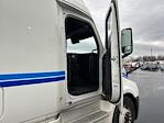 Used 2023 Freightliner Cascadia Detroit DD15AT Semi Truck with Sleeper Cab for sale #589958 - photo 13