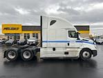 Used 2023 Freightliner Cascadia Detroit DD15AT Semi Truck with Sleeper Cab for sale #589958 - photo 8