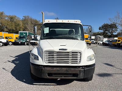 Used 2014 Freightliner M2 106 - photo 1