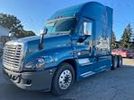 Used 2017 Freightliner Cascadia Detroit DD15 Semi Truck with Sleeper Cab for sale #703169 - photo 3