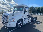 Used 2017 Freightliner Cascadia Detroit DD15 Semi Truck for sale #703595 - photo 3