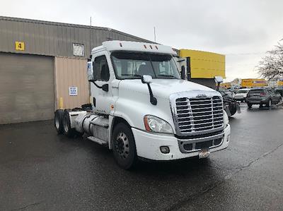 Used 2018 Freightliner Cascadia Detroit DD15 Semi Truck for sale #703846 - photo 1