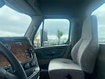 Used 2016 Freightliner Cascadia Detroit DD15AT Semi Truck for sale #703982 - photo 14