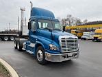 Used 2018 Freightliner Cascadia Detroit DD13 Semi Truck for sale #704015 - photo 1