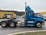 Used 2018 Freightliner Cascadia Detroit DD13 Semi Truck for sale #704015 - photo 8