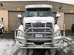 Used 2017 Freightliner Cascadia Detroit DD15 Semi Truck with Sleeper Cab for sale #704272 - photo 2