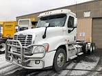 Used 2017 Freightliner Cascadia Detroit DD15 Semi Truck with Sleeper Cab for sale #704272 - photo 3