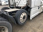 Used 2017 Freightliner Cascadia Detroit DD15 Semi Truck with Sleeper Cab for sale #704273 - photo 18