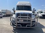 Used 2017 Freightliner Cascadia Detroit DD15 Semi Truck with Sleeper Cab for sale #704274 - photo 2