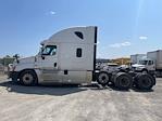 Used 2017 Freightliner Cascadia Detroit DD15 Semi Truck with Sleeper Cab for sale #704274 - photo 3