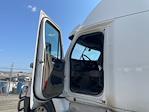 Used 2017 Freightliner Cascadia Detroit DD15 Semi Truck with Sleeper Cab for sale #704274 - photo 7