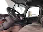 Used 2017 Freightliner Cascadia Detroit DD15 Semi Truck with Sleeper Cab for sale #704274 - photo 8