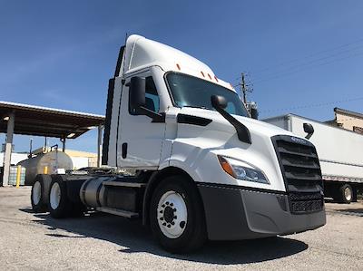 Used 2021 Freightliner Cascadia Detroit DD13 Semi Truck for sale #716227 - photo 1