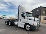 Used 2016 Freightliner Cascadia Detroit DD13 Semi Truck for sale #716644 - photo 1