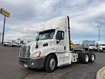 Used 2016 Freightliner Cascadia Detroit DD13 Semi Truck for sale #716644 - photo 3