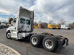 Used 2016 Freightliner Cascadia Detroit DD13 Semi Truck for sale #716644 - photo 5