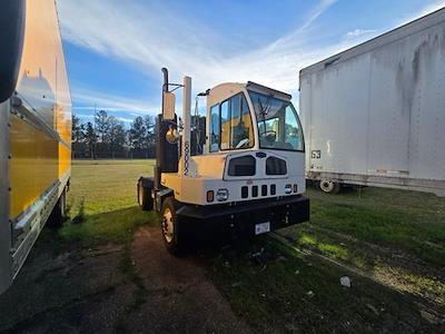 Used 2019 Autocar XSpotter Yard Truck for sale #717588 - photo 1