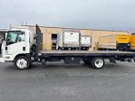Used 2015 Isuzu NRR Regular Cab Flatbed Truck for sale #717782 - photo 4