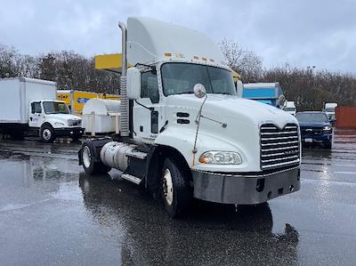 Used 2016 Mack CXU612 Mack MP7 Semi Truck for sale #718067 - photo 1