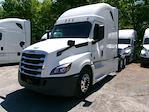Used 2020 Freightliner Cascadia Detroit DD15AT Semi Truck with Sleeper Cab for sale #718171 - photo 1