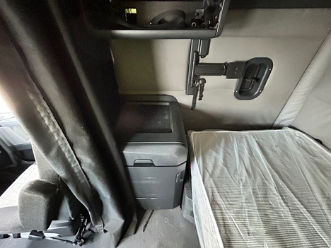 Used 2020 Freightliner Cascadia - photo 23