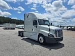 Used 2019 Freightliner Cascadia Detroit DD15AT Semi Truck with Sleeper Cab for sale #718203 - photo 1
