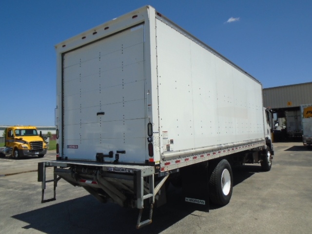 Used 2018 Isuzu FTR - photo 12
