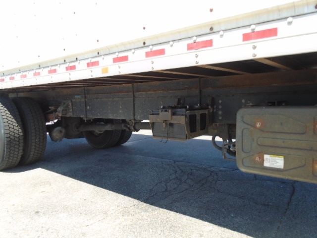 Used 2018 Isuzu FTR - photo 13