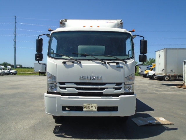 Used 2018 Isuzu FTR - photo 2