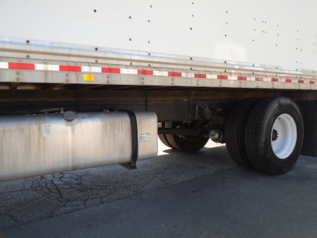 Used 2018 Isuzu FTR - photo 7