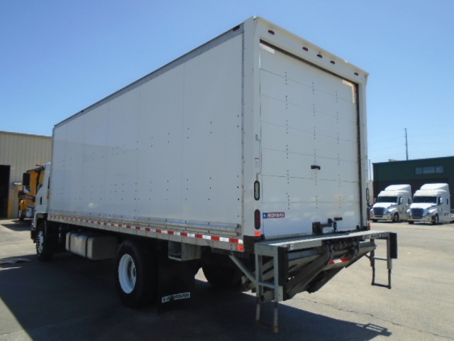 Used 2018 Isuzu FTR - photo 8
