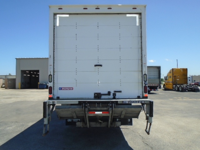 Used 2018 Isuzu FTR - photo 9
