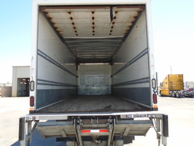Used 2018 Isuzu FTR - photo 10