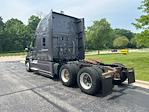 Used 2017 Freightliner Cascadia Detroit DD15AT Semi Truck with Sleeper Cab for sale #718254 - photo 5