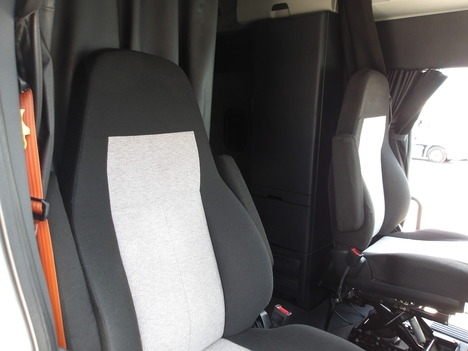 Used 2020 Freightliner Cascadia - photo 16