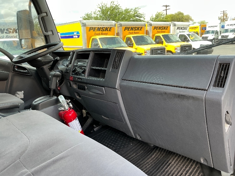 Used 2016 Isuzu NPR - photo 22