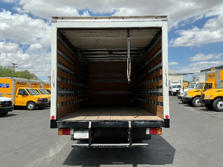 Used 2016 Isuzu NPR - photo 10