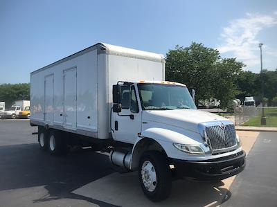 Used 2011 International DuraStar 4400 Morgan Truck Body Box Truck for sale #718352 - photo 1