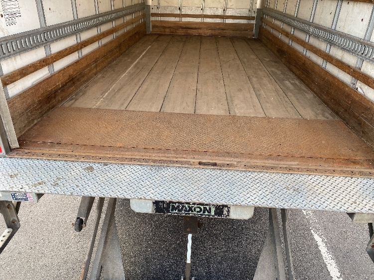 Used 2016 Isuzu NPR-HD - photo 12