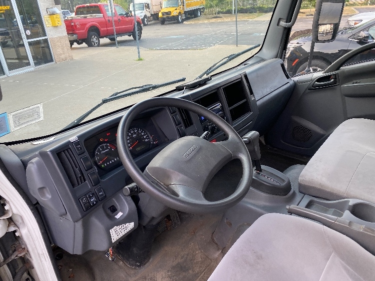 Used 2016 Isuzu NPR-HD - photo 19