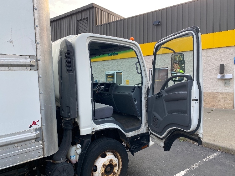 Used 2016 Isuzu NPR-HD - photo 22