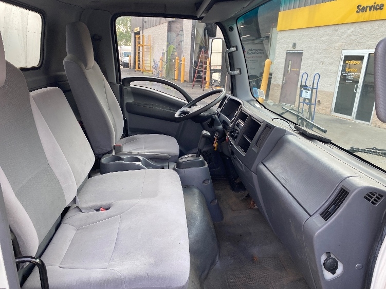 Used 2016 Isuzu NPR-HD - photo 24