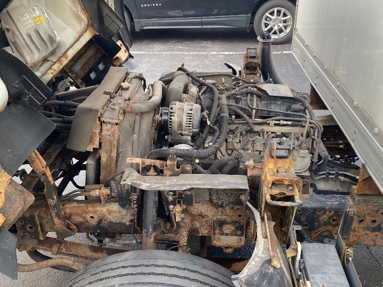 Used 2016 Isuzu NPR-HD - photo 26