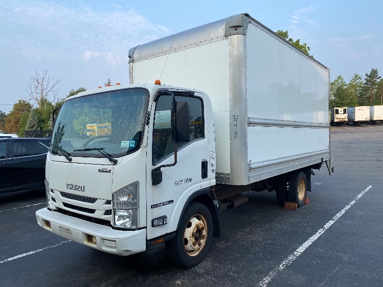 Used 2016 Isuzu NPR-HD - photo 5