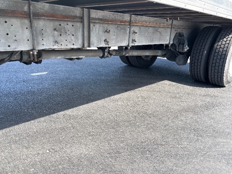 Used 2013 Hino 268A - photo 7