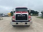 Used 2018 Mack GU533 Day Cab Flatbed Truck for sale #718407 - photo 2