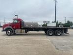 Used 2018 Mack GU533 Day Cab Flatbed Truck for sale #718407 - photo 4