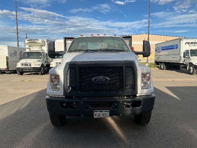 Used 2019 Ford F-650 - photo 2