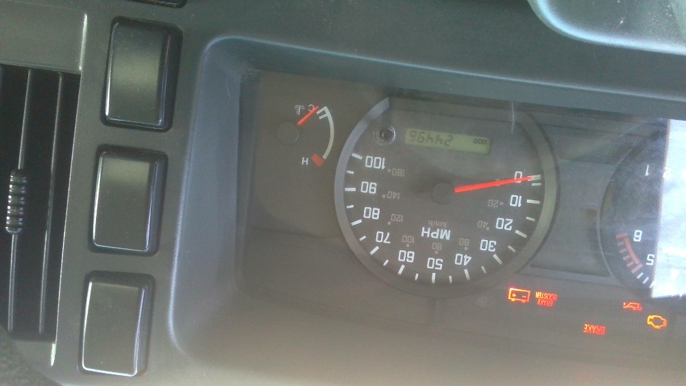 Used 2016 Isuzu NPR - photo 13