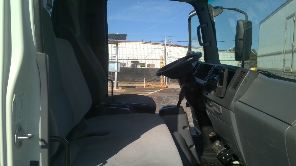 Used 2016 Isuzu NPR - photo 15